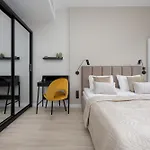 Towarowa Towers Prestigious With Ac & Parking In By Renters Prestige Apartamento *