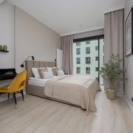 Towarowa Towers Prestigious With Ac & Parking In By Renters Prestige