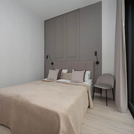 Appartement Towarowa Towers Prestigious With Ac & Parking In By Renters Prestige