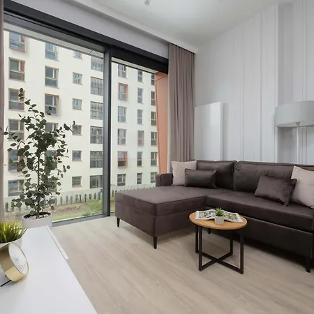 Towarowa Towers Prestigious With Ac & Parking In By Renters Prestige Varsovie