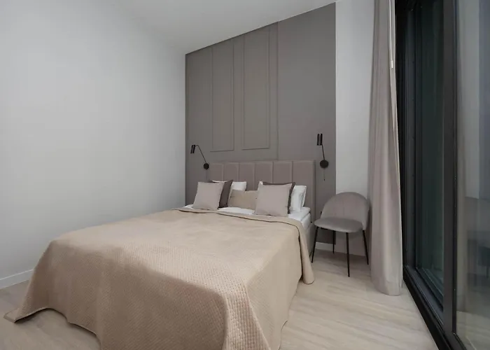 Apartment Towarowa Towers Prestigious With Ac & Parking In By Renters Prestige