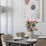 Towarowa Towers Prestigious With Ac & Parking In By Renters Prestige ワルシャワ