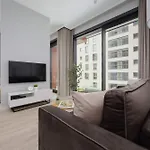 Towarowa Towers Prestigious With Ac & Parking In By Renters Prestige アパート ワルシャワ