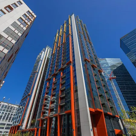 Towarowa Towers Prestigious With Ac & Parking In By Renters Prestige アパート ワルシャワ