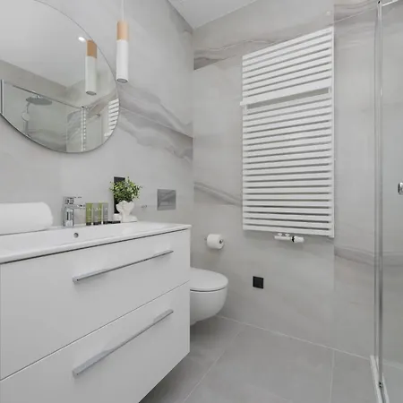 Апартаменты Towarowa Towers Prestigious With Ac & Parking In By Renters Prestige Варшава