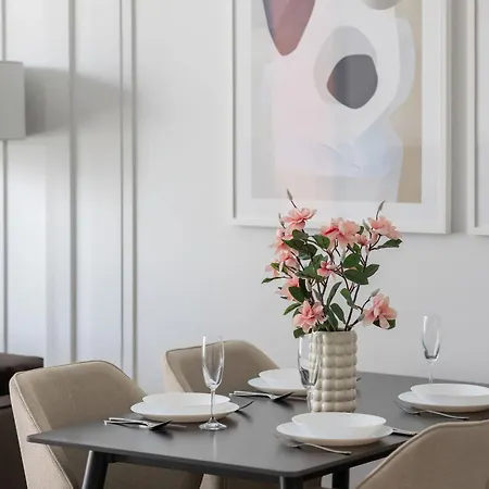 Towarowa Towers Prestigious With Ac & Parking In By Renters Prestige Варшава